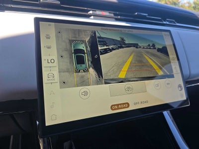 2026 Land Rover Range Rover Sport SE