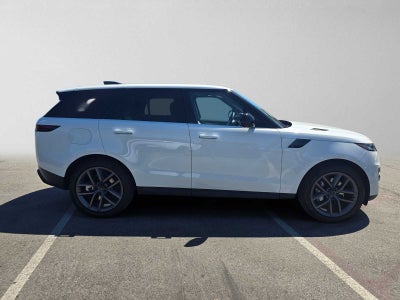 2026 Land Rover Range Rover Sport SE