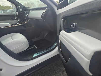 2026 Land Rover Range Rover Sport SE