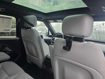 2026 Land Rover Range Rover Sport SE