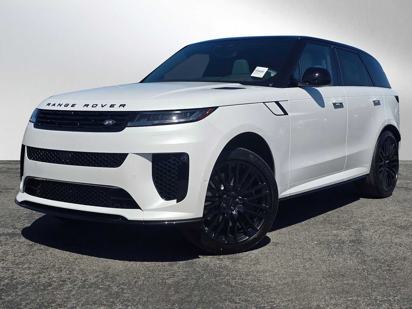 2026 Land Rover Range Rover Sport SV
