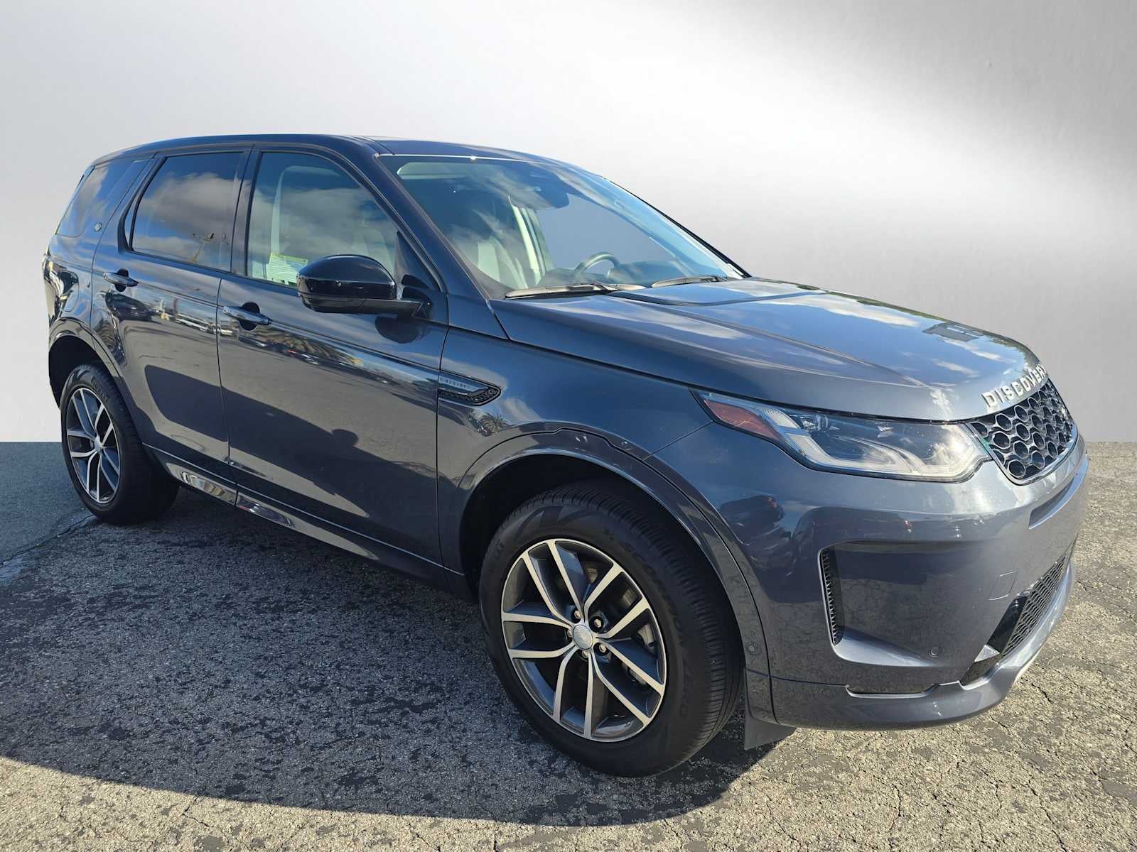 2025 Land Rover Discovery Sport S