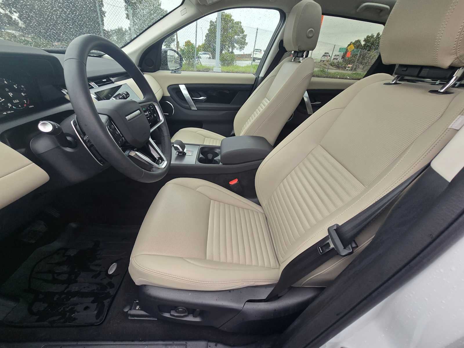 2025 Land Rover Discovery Sport S