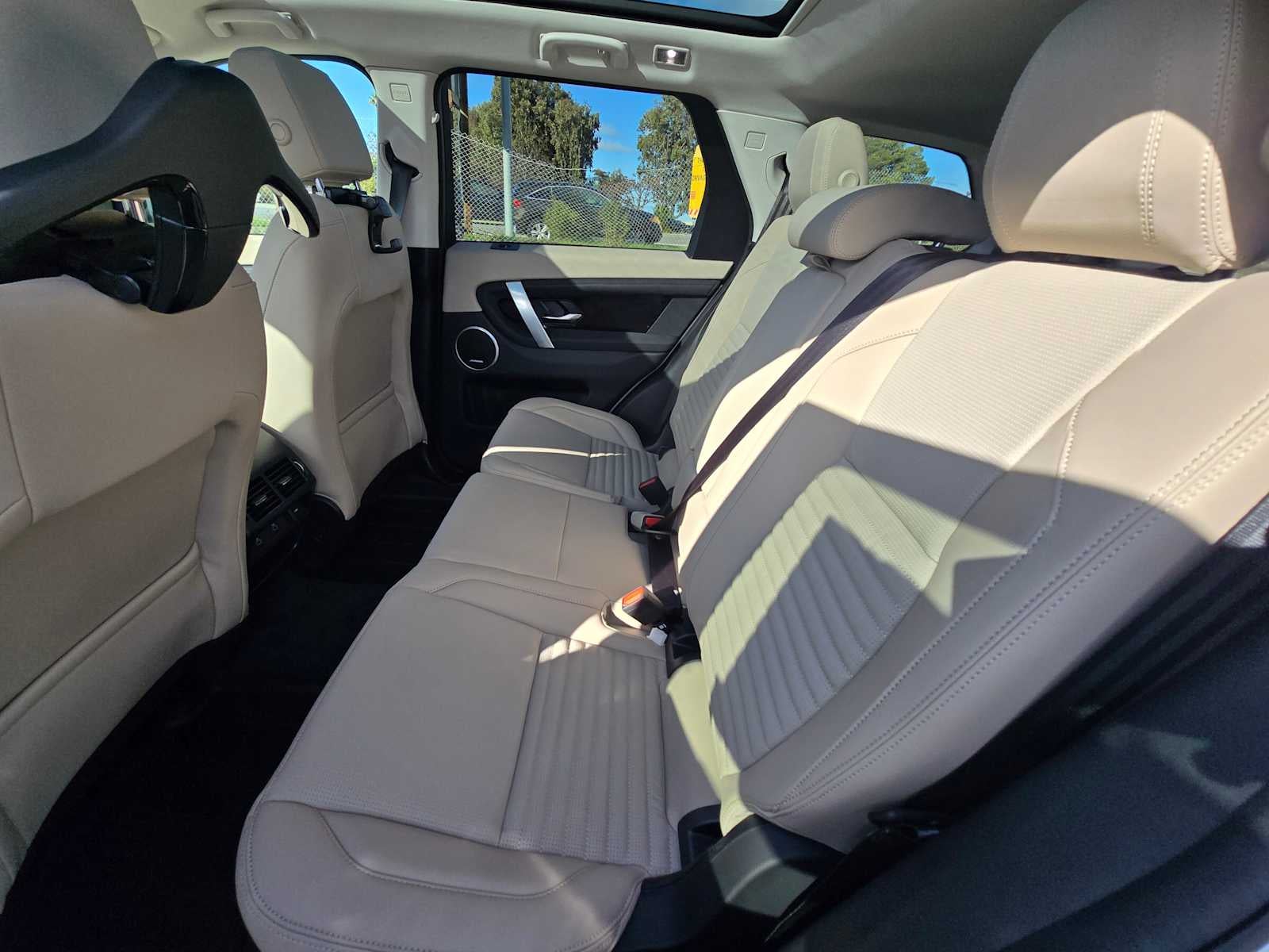2025 Land Rover Discovery Sport S