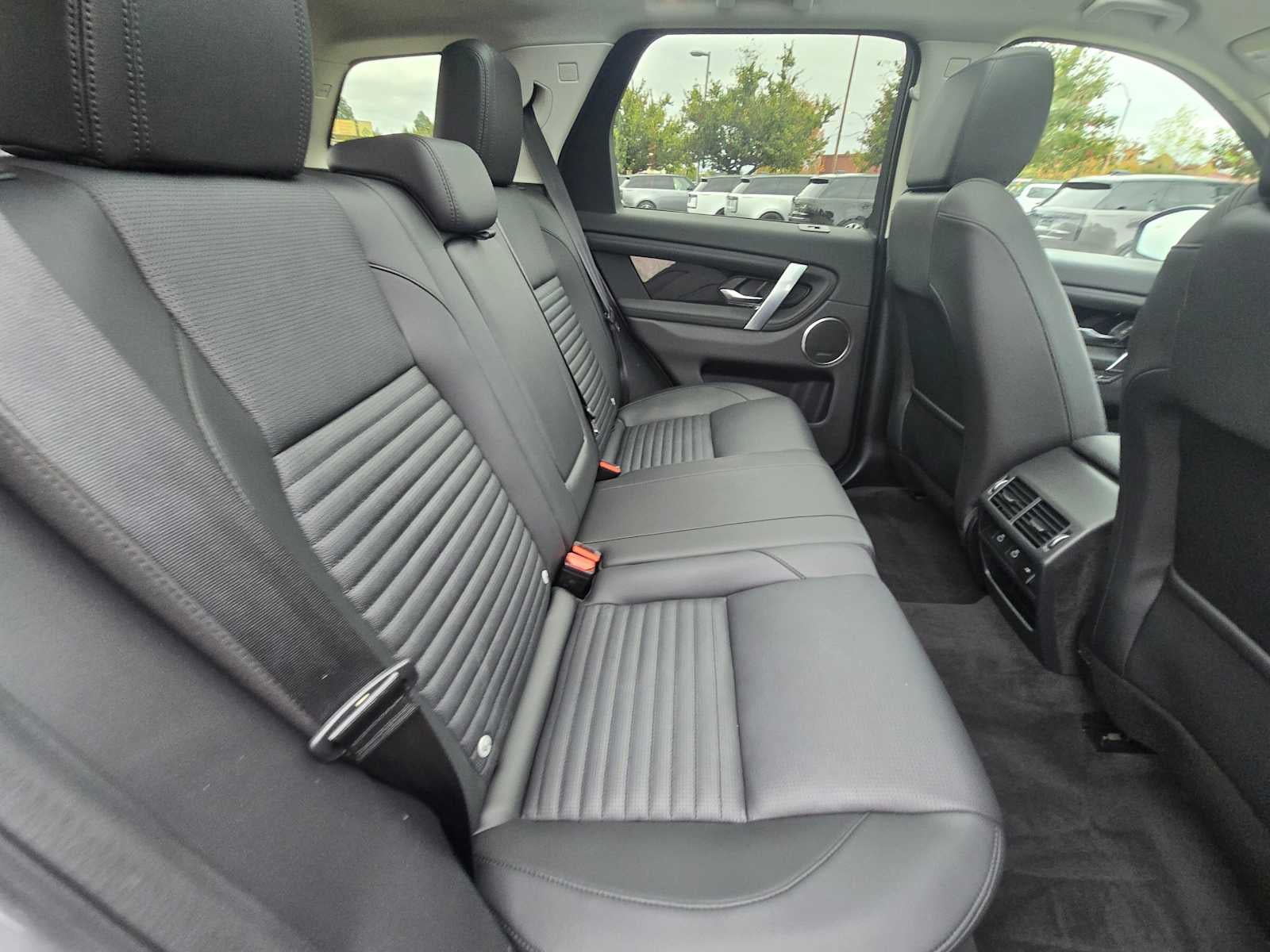 2024 Land Rover Discovery Sport Core S