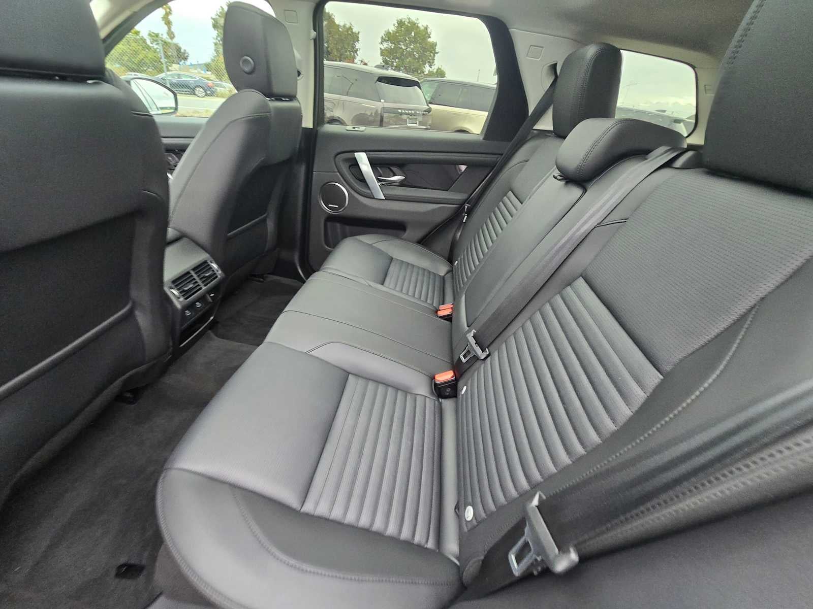 2024 Land Rover Discovery Sport Core S