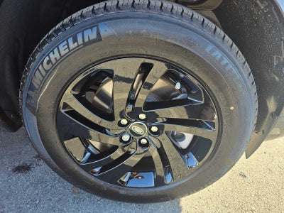 2025 Land Rover Discovery Sport S