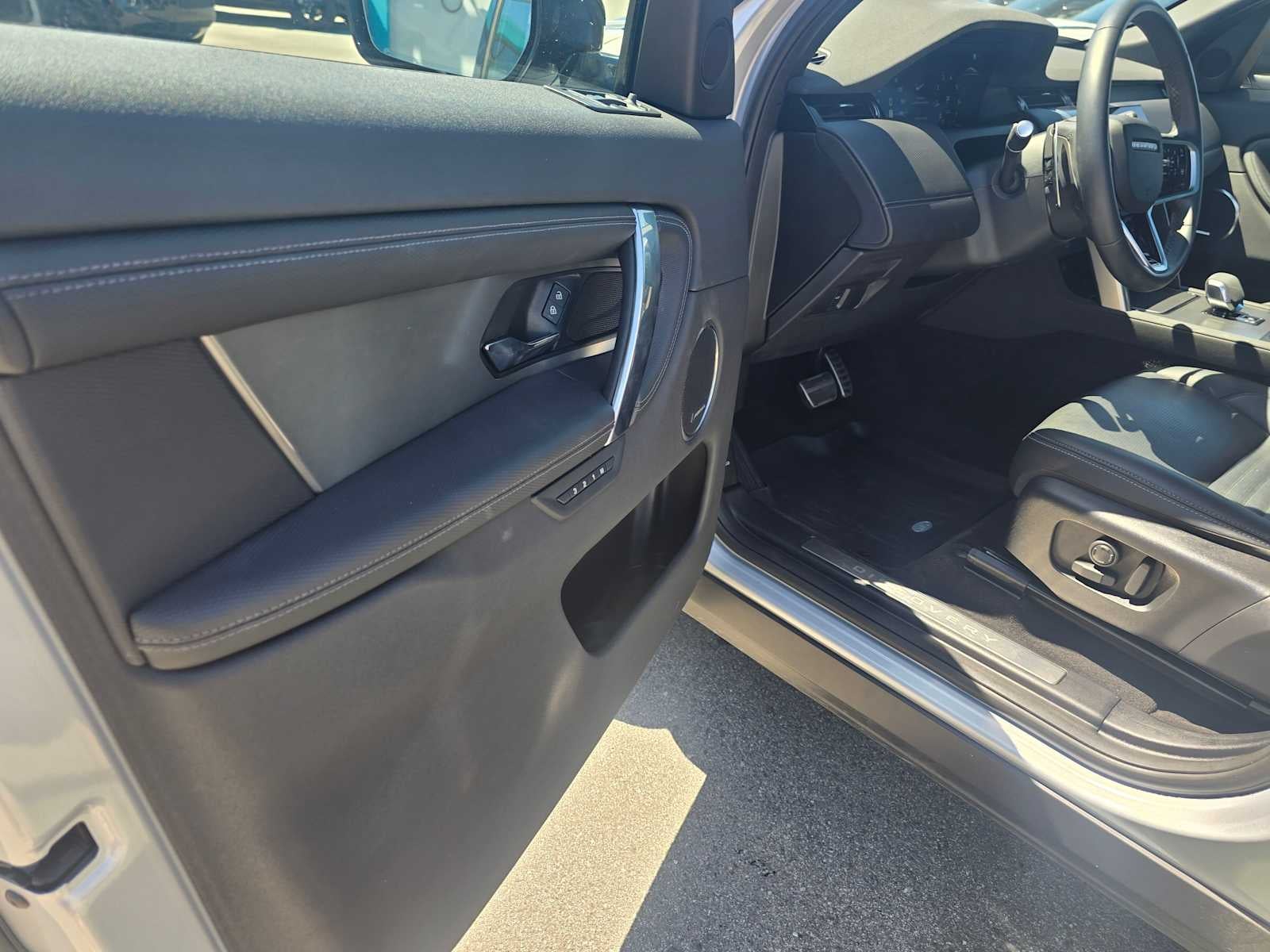 2025 Land Rover Discovery Sport Dynamic SE