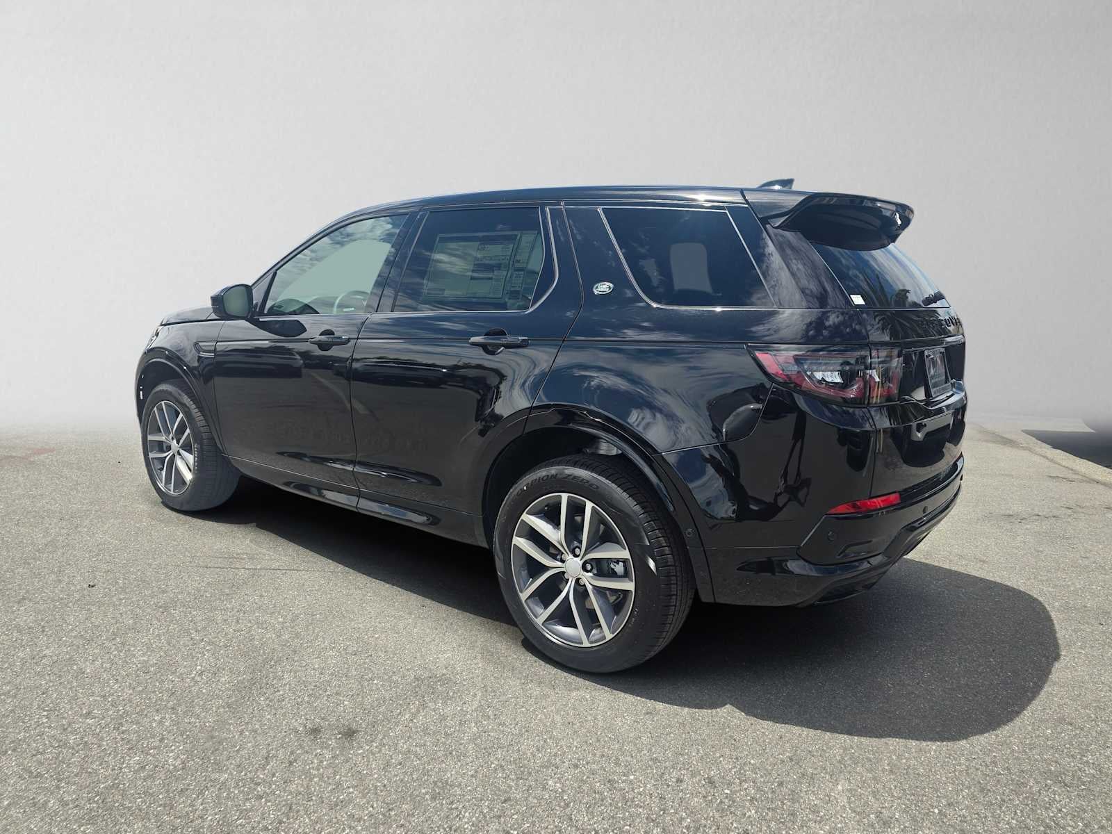 2026 Land Rover Discovery Sport Landmark