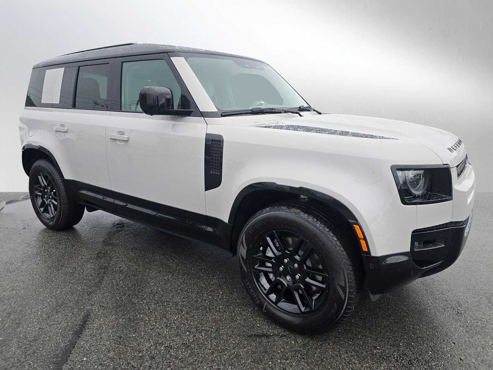 2026 Land Rover Defender X-Dynamic SE 110 P400