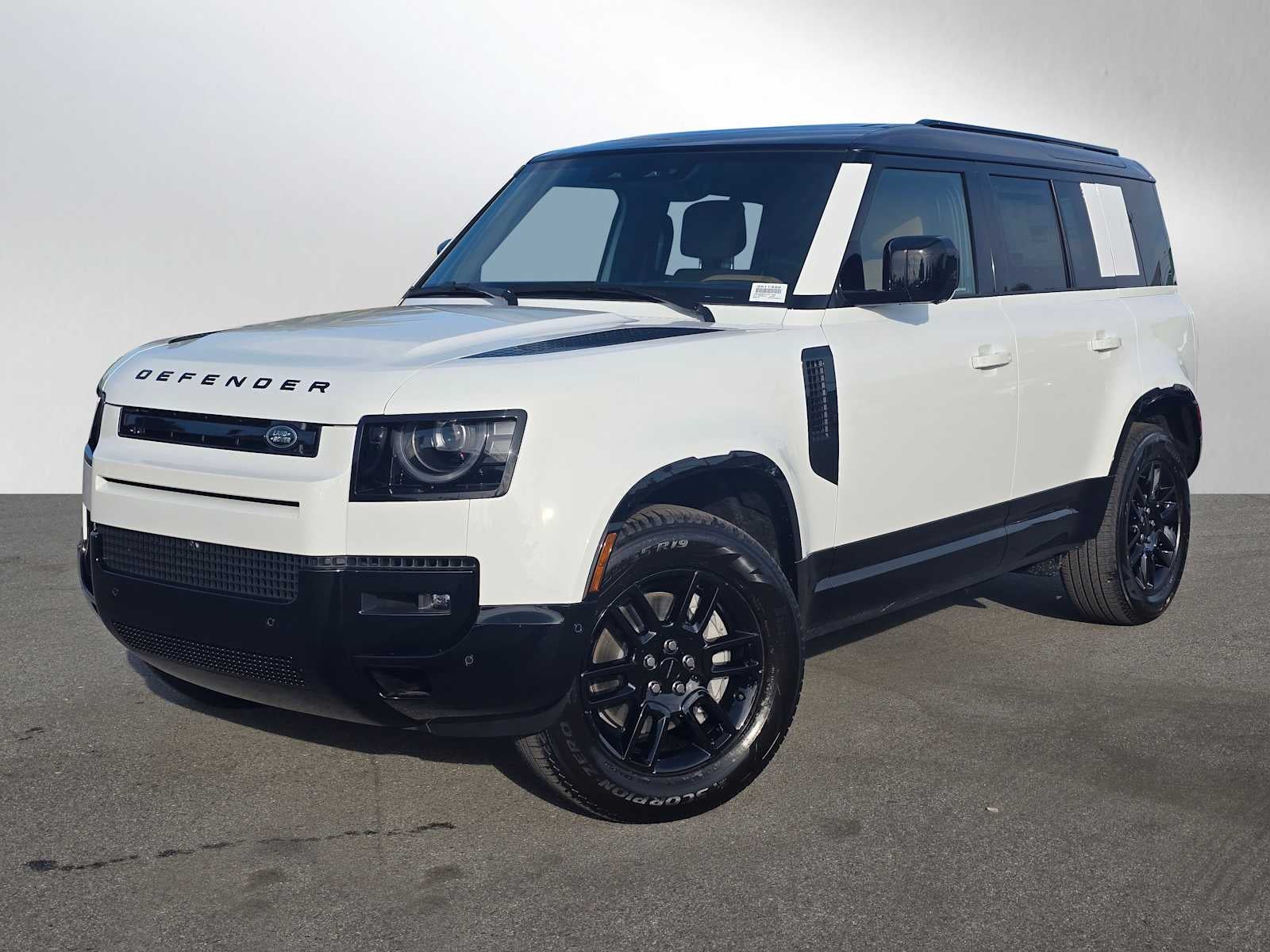 2026 Land Rover Defender X-Dynamic SE 110 P400