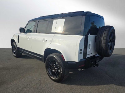 2026 Land Rover Defender X-Dynamic SE 110 P400