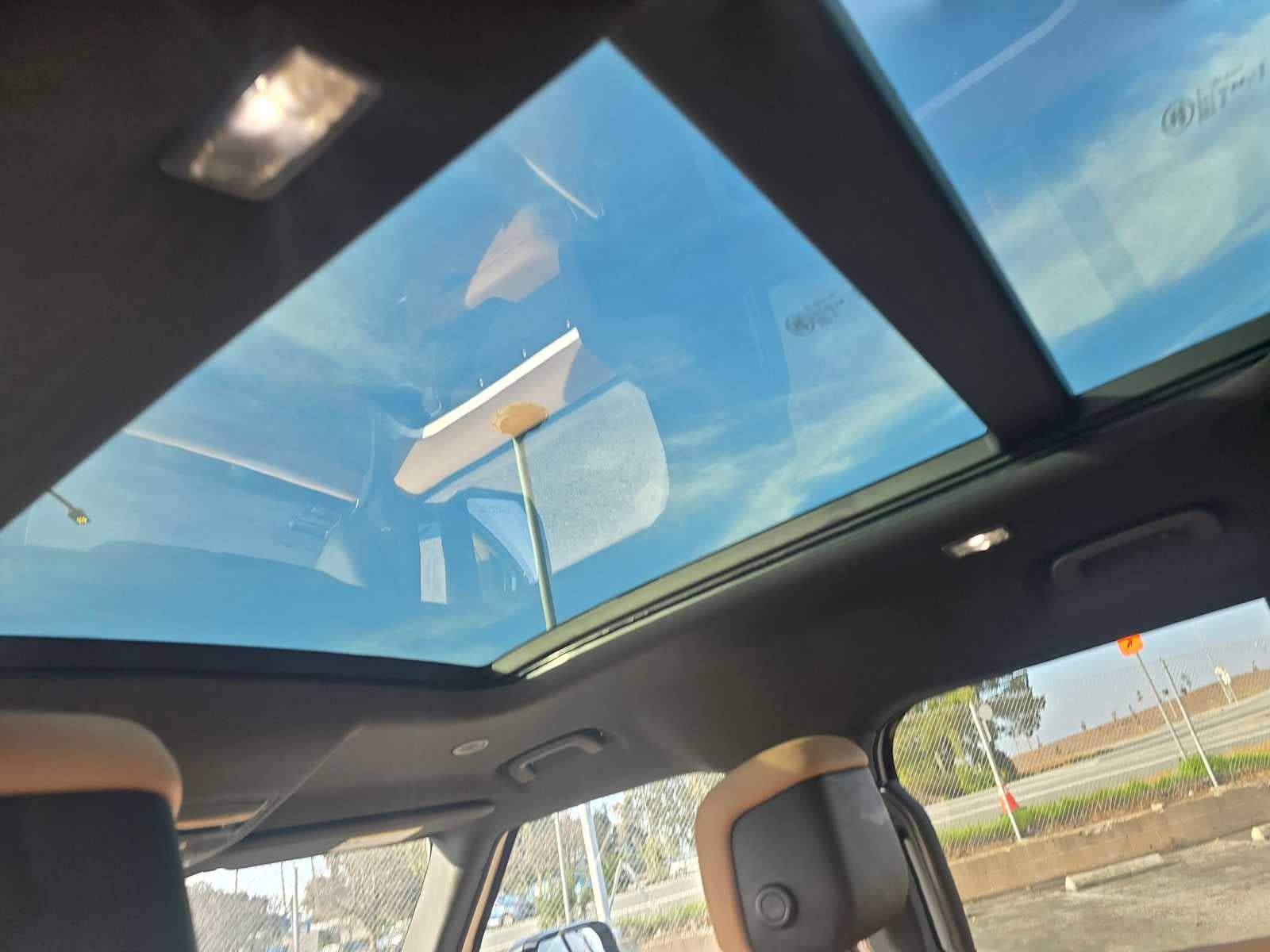 2026 Land Rover Defender X-Dynamic SE 110 P400