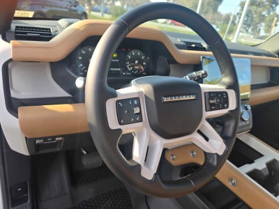 2026 Land Rover Defender X-Dynamic SE 110 P400