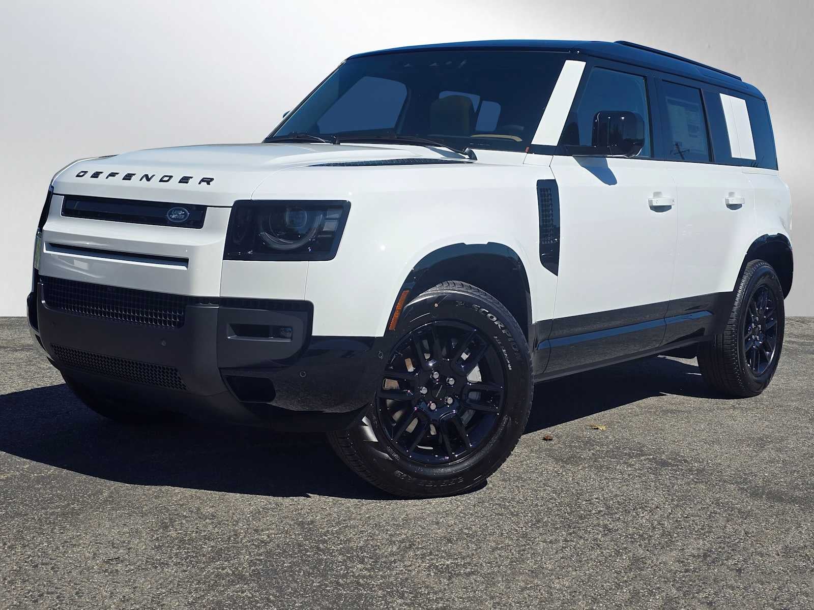 2026 Land Rover Defender X-Dynamic SE 110 P400