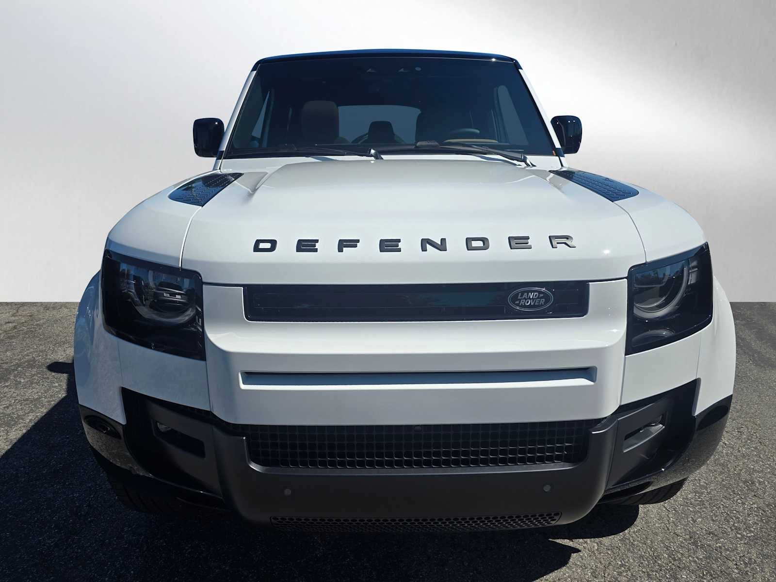 2026 Land Rover Defender X-Dynamic SE 110 P400
