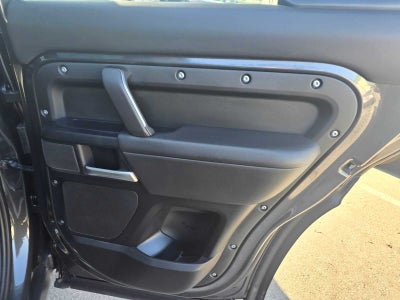 2026 Land Rover Defender X-Dynamic SE 110 P400