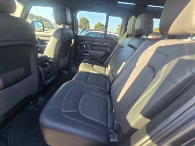 2026 Land Rover Defender X-Dynamic SE 110 P400