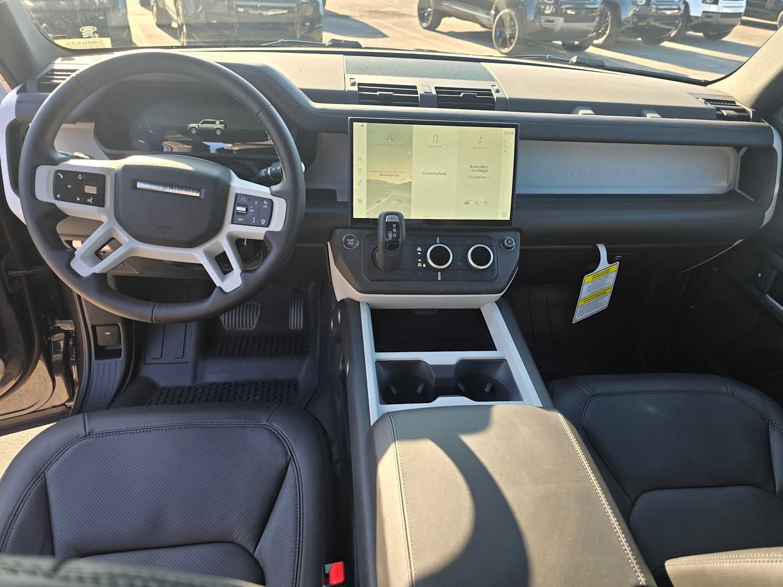 2026 Land Rover Defender X-Dynamic SE 110 P400