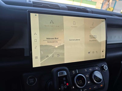 2026 Land Rover Defender X-Dynamic SE 110 P400