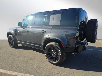 2026 Land Rover Defender X-Dynamic SE 110 P400