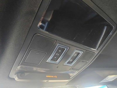 2026 Land Rover Defender X-Dynamic SE 110 P400