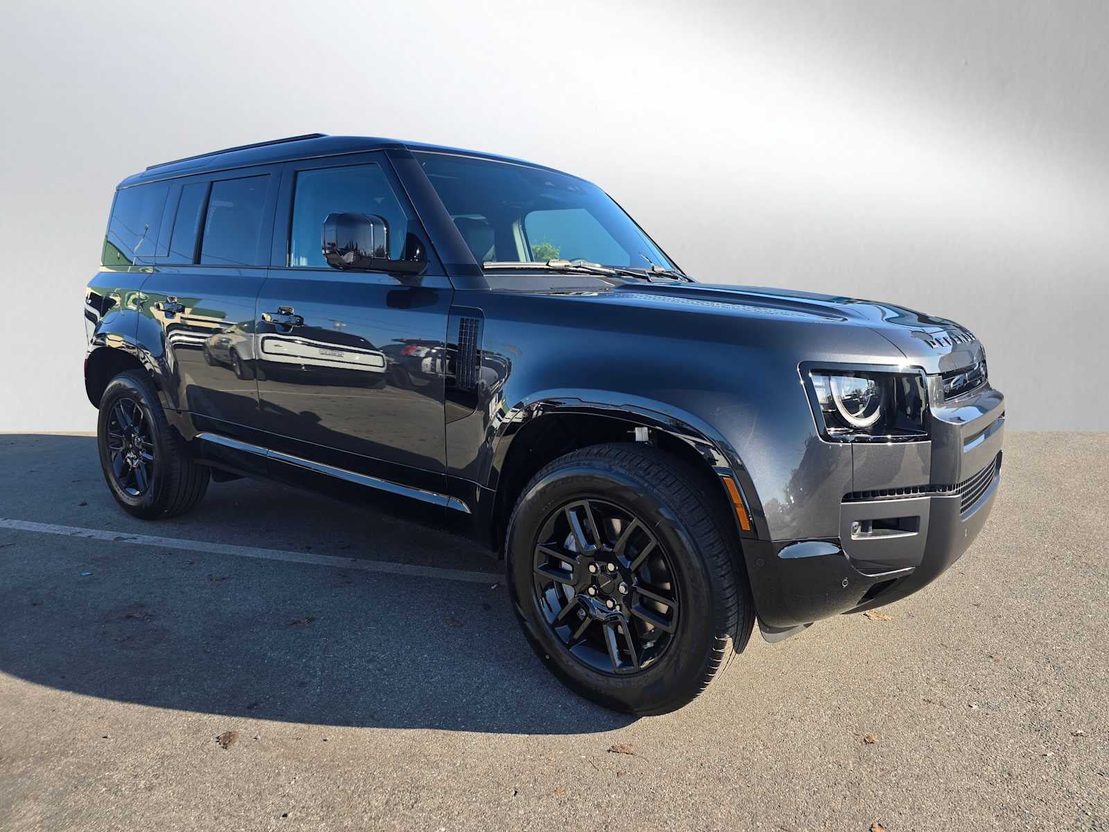 2026 Land Rover Defender X-Dynamic SE 110 P400
