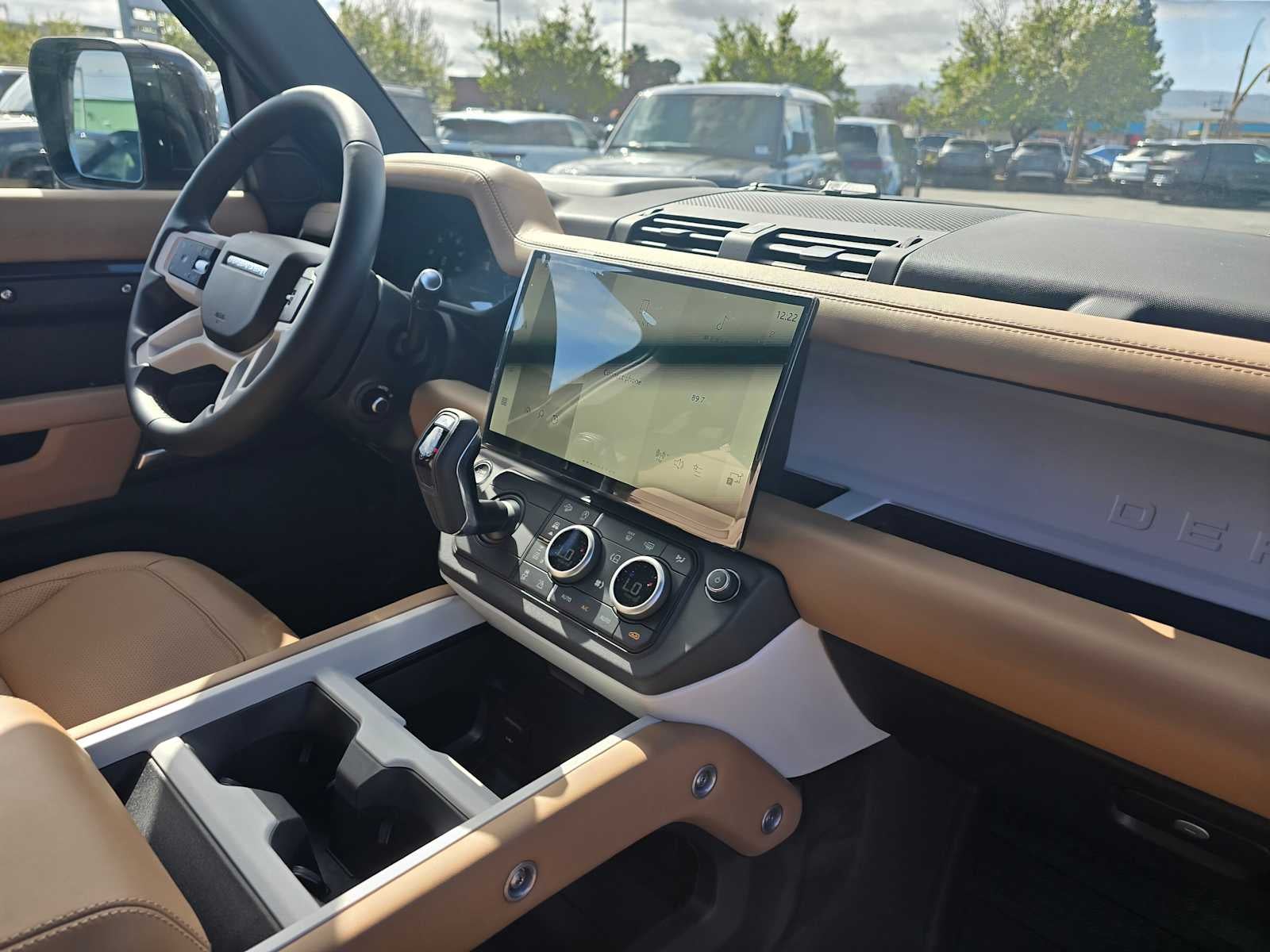 2026 Land Rover Defender X-Dynamic SE 110 P400