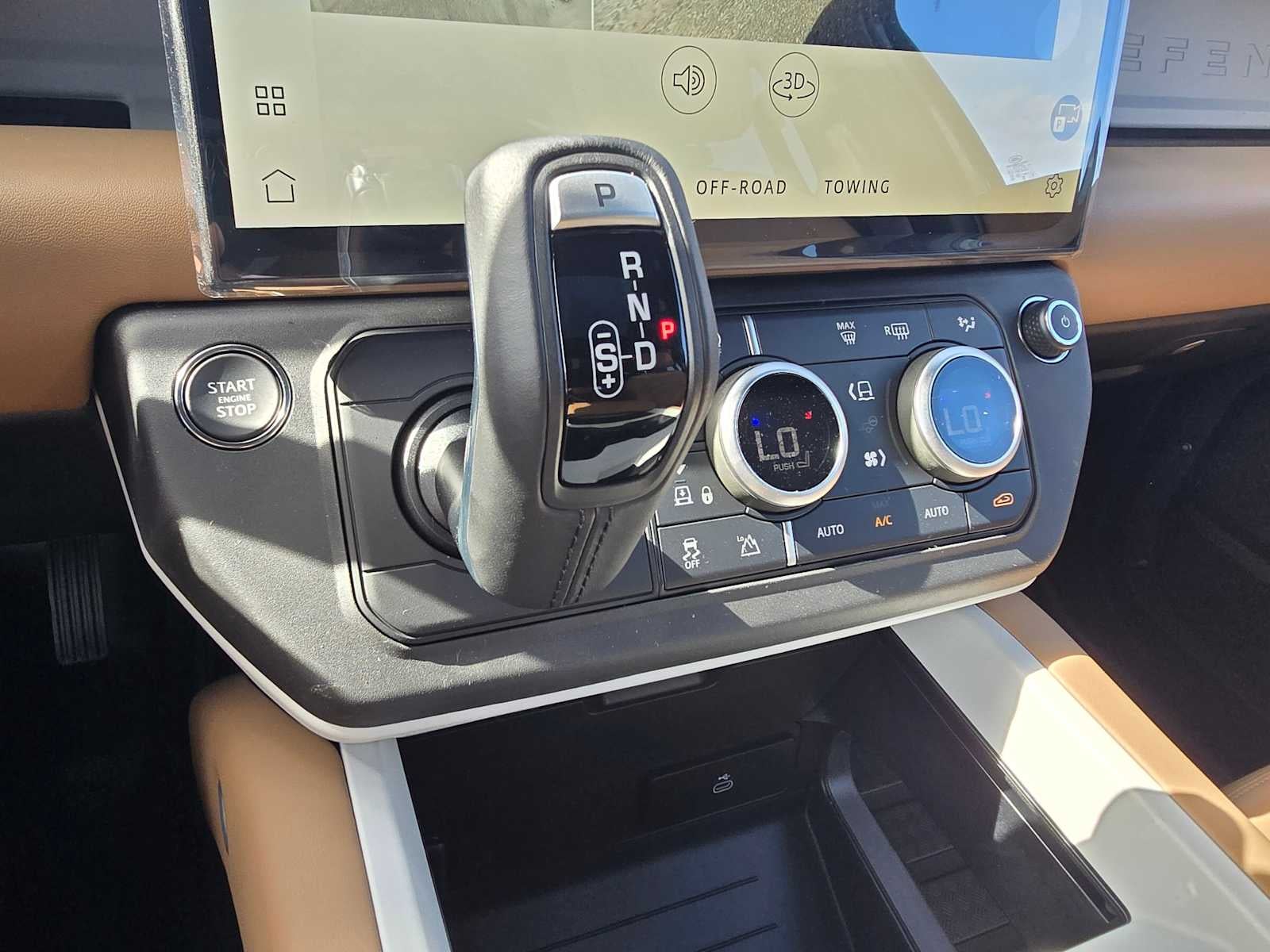 2026 Land Rover Defender X-Dynamic SE 110 P400