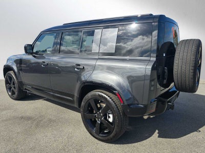2026 Land Rover Defender X-Dynamic SE 110 P400