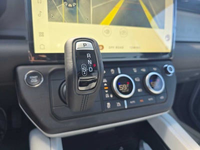 2026 Land Rover Defender X-Dynamic SE 110 P400