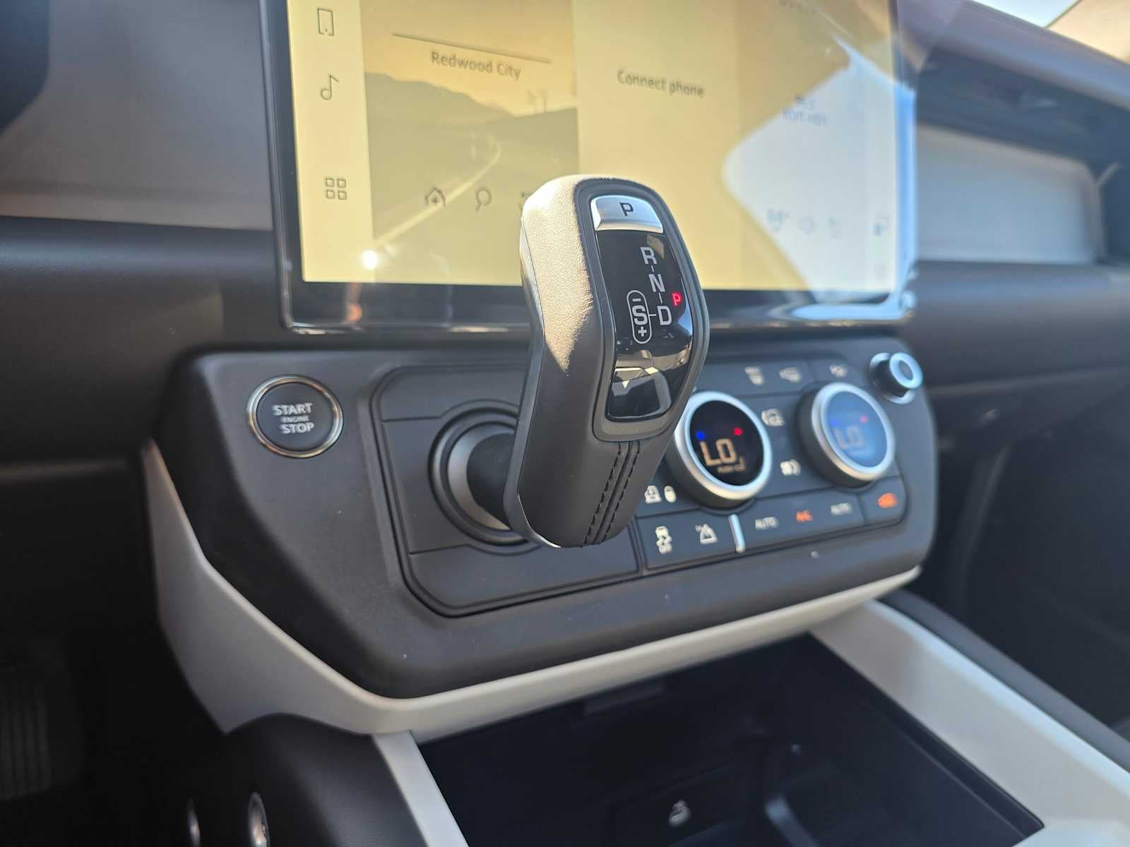 2026 Land Rover Defender X-Dynamic SE 110 P400