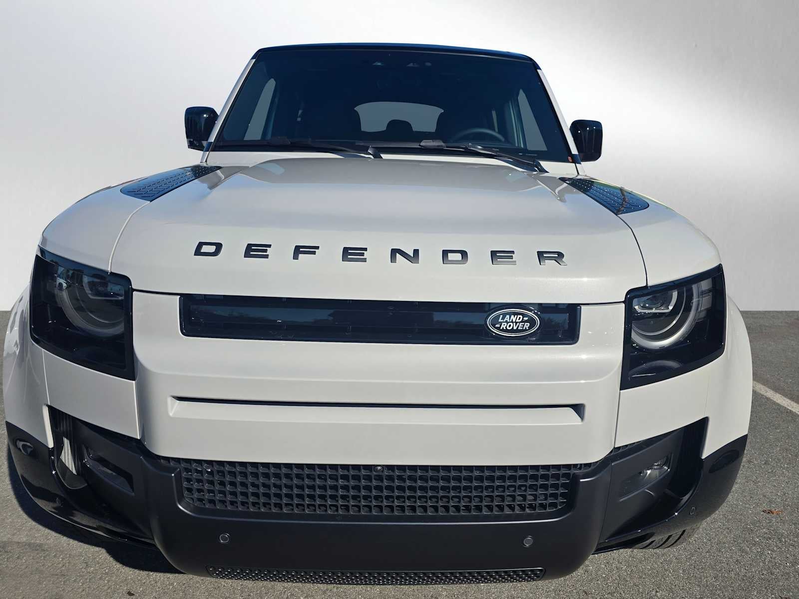 2026 Land Rover Defender X-Dynamic SE 110 P400