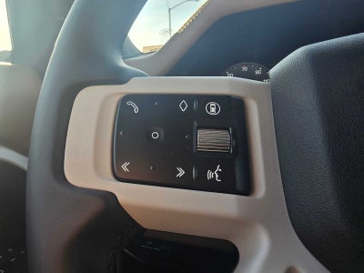 2026 Land Rover Defender X-Dynamic SE 110 P400