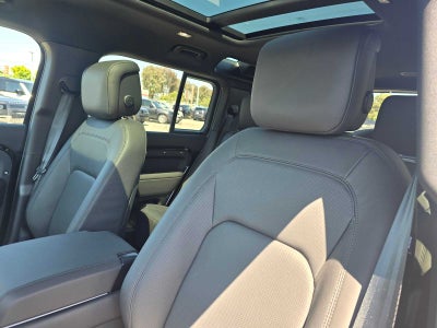 2026 Land Rover Defender X-Dynamic SE 110 P400