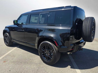 2026 Land Rover Defender X-Dynamic SE 110 P400