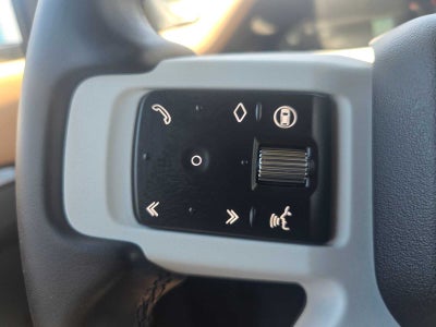 2026 Land Rover Defender X-Dynamic SE 110 P500