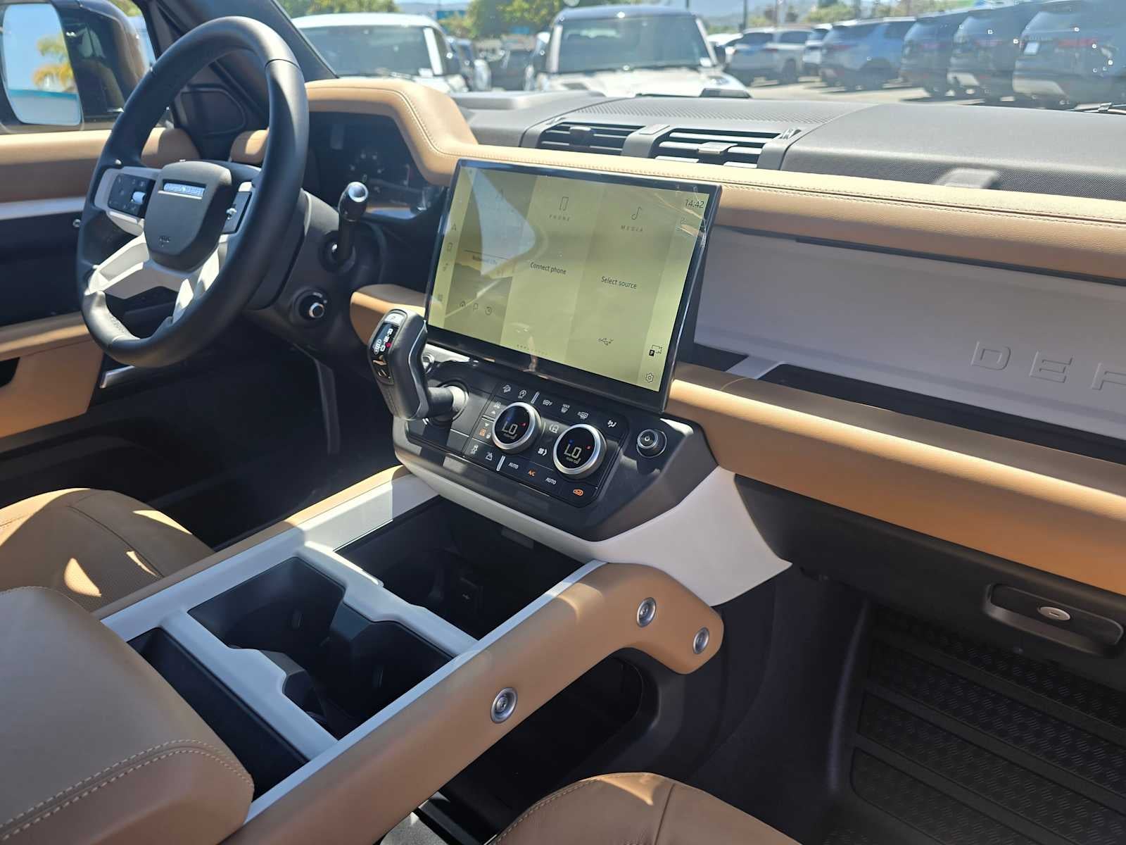 2026 Land Rover Defender X-Dynamic SE 130 P400