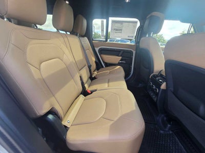 2026 Land Rover Defender X-Dynamic SE 130 P400