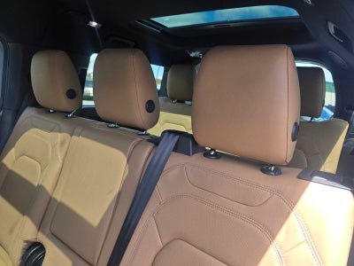 2026 Land Rover Defender X-Dynamic SE 130 P400