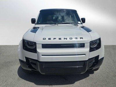 2026 Land Rover Defender X-Dynamic SE 130 P400