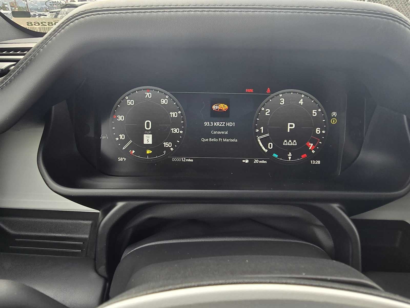 2026 Land Rover Defender S 110 P300
