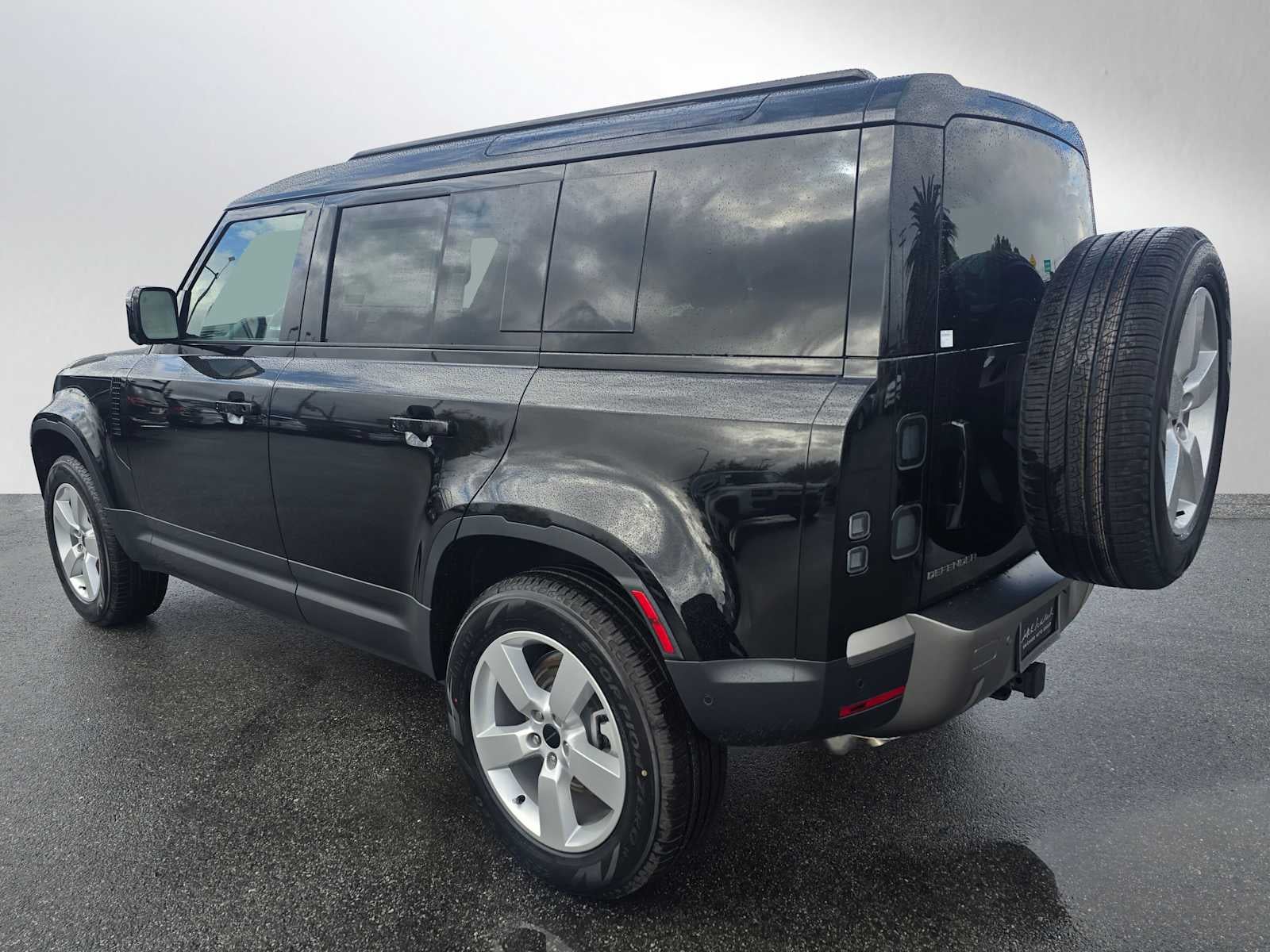 2026 Land Rover Defender S 110 P300