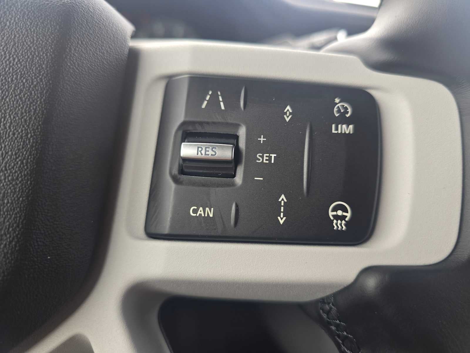 2026 Land Rover Defender S 110 P300