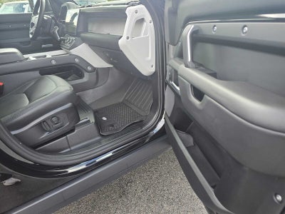 2026 Land Rover Defender S 110 P300