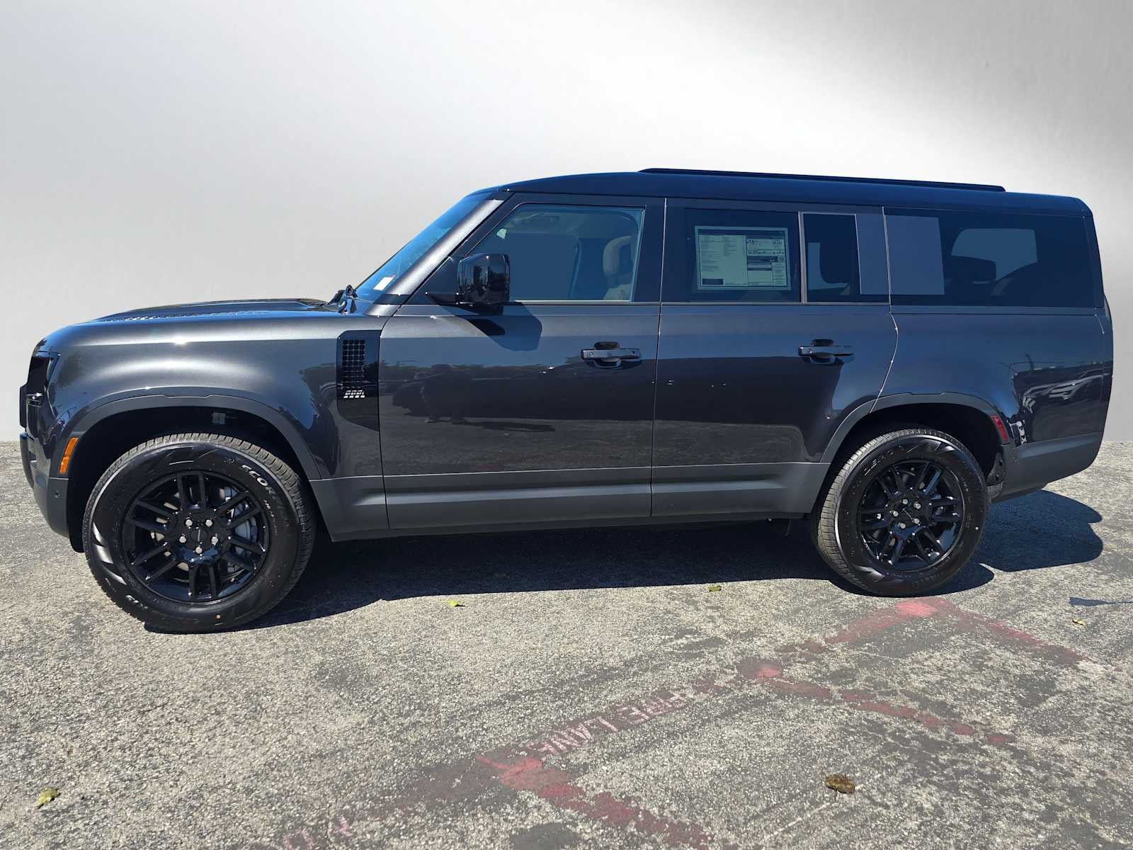 2026 Land Rover Defender S 130 P300