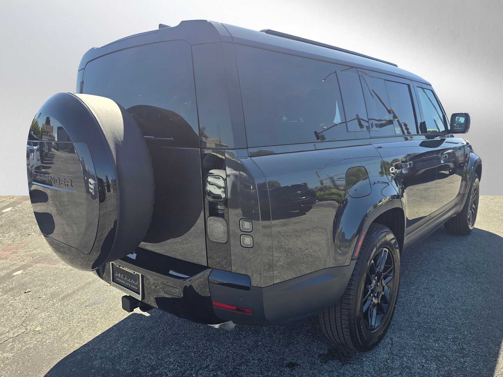 2026 Land Rover Defender S 130 P300