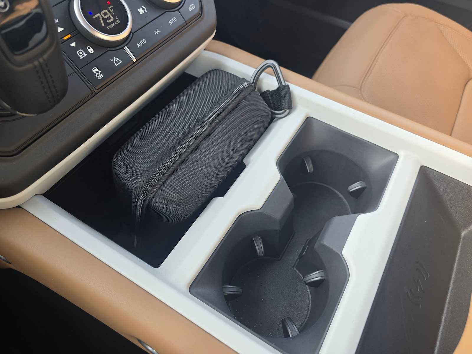 2026 Land Rover Defender S 130 P300