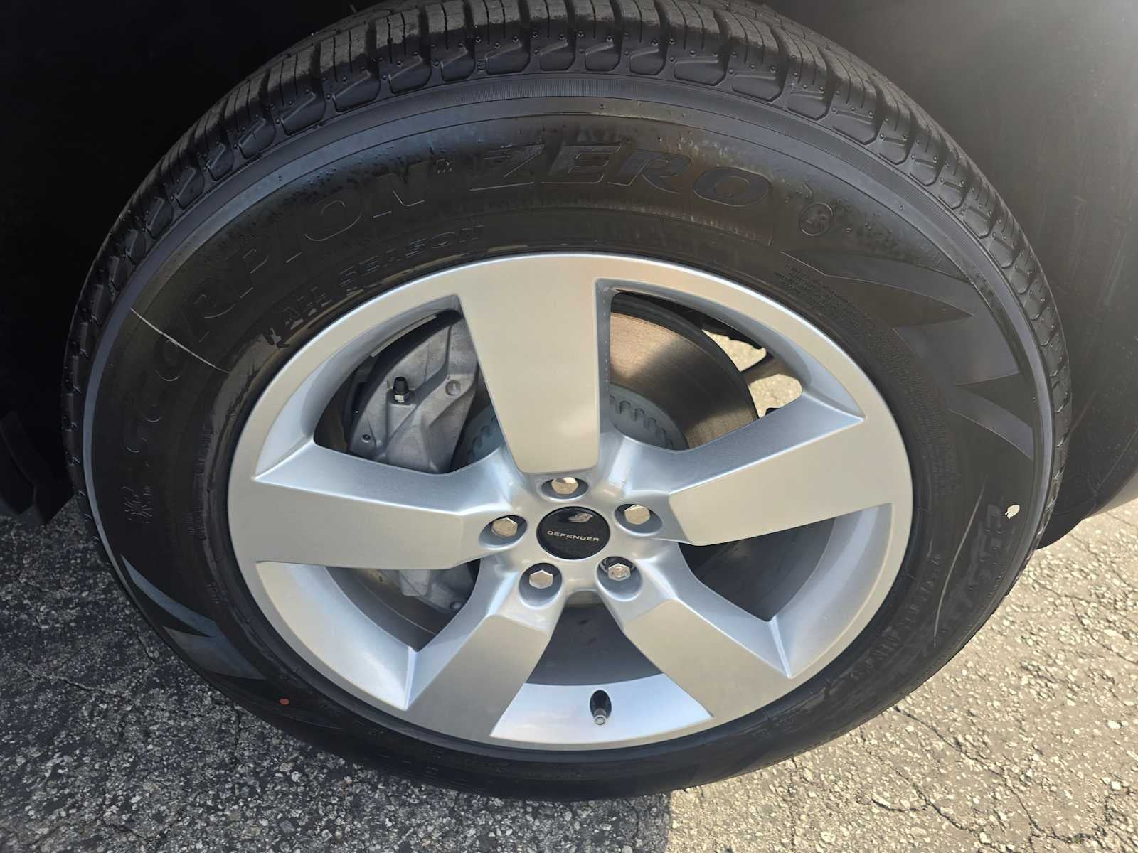 2026 Land Rover Defender S 130 P300