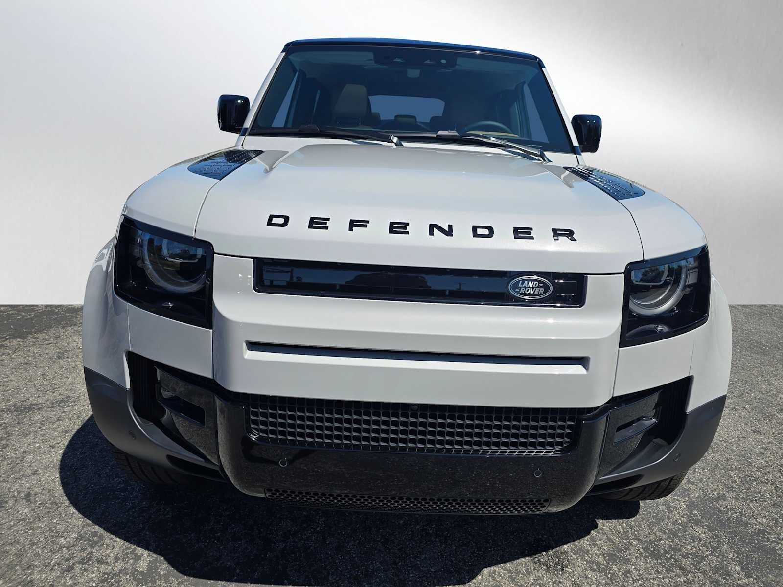 2026 Land Rover Defender S 130 P300